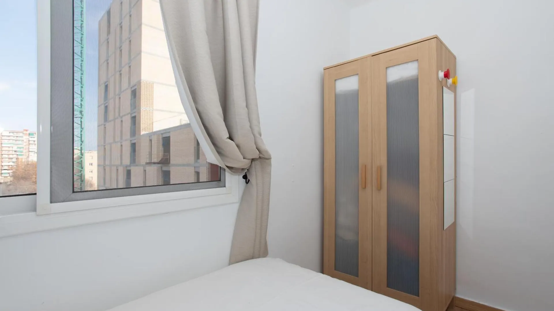 Sunshine & Beach Urban Two-Bedroom Barcelona